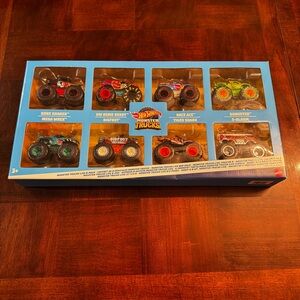 Hot Wheels Monster Trucks Live 8 Pack Set of 8 1:64 Scale Race Ace Bone Shaker